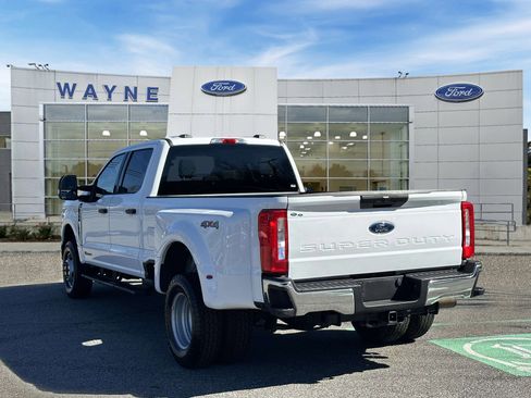 Used 2025 Ford F350 XLT image 4