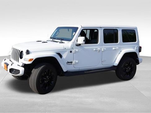 Used 2020 Jeep Wrangler Unlimited Sahara AWD/4WD image 10