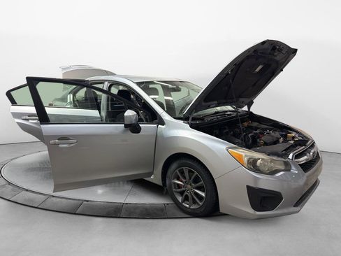 Used 2012 Subaru Impreza 2.0i Premium w/ All-Weather Pkg image 7