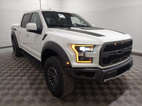 Used 2020 Ford F150 Raptor w/ Equipment Group 802A Luxury AWD/4WD image 4