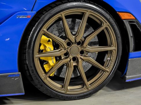 Used 2018 McLaren 720S Luxury RWD image 17