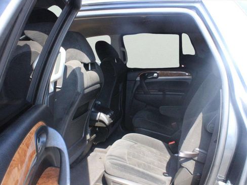 Used 2012 Buick Enclave FWD image 6