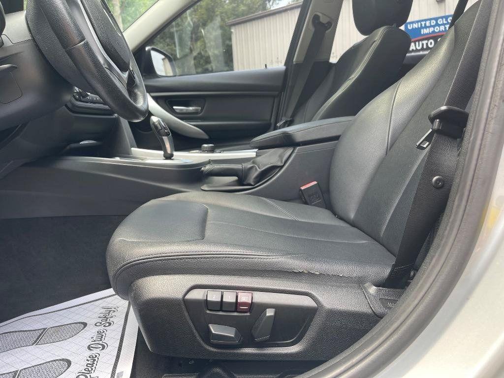 Used 2015 BMW 328i Sedan RWD image 21