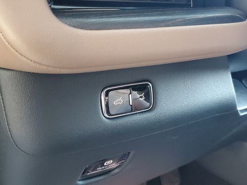 New 2025 Lincoln Navigator Black Label image 13