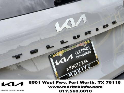 Certified 2022 Kia Telluride SX w/ Nightfall Edition Package AWD/4WD image 10