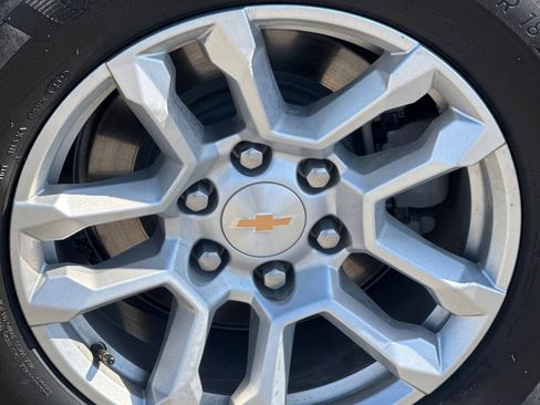 Used 2025 Chevrolet Tahoe LT AWD/4WD image 45