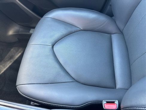 Used 2021 Toyota Highlander Limited image 44