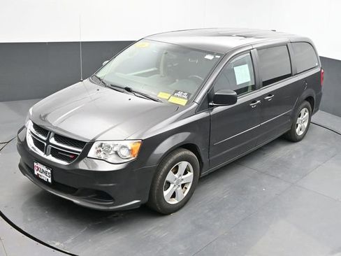 Used 2016 Dodge Grand Caravan SE w/ Quick Order Package 29E SE image 15