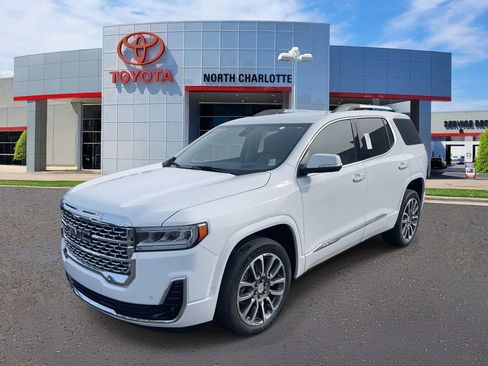 Used 2021 GMC Acadia Denali image 6