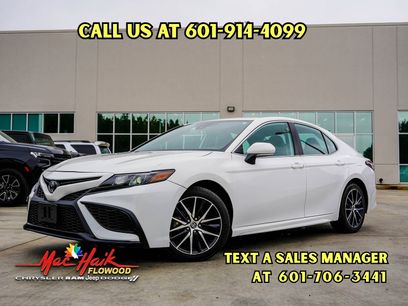 Used 2023 Toyota Camry SE