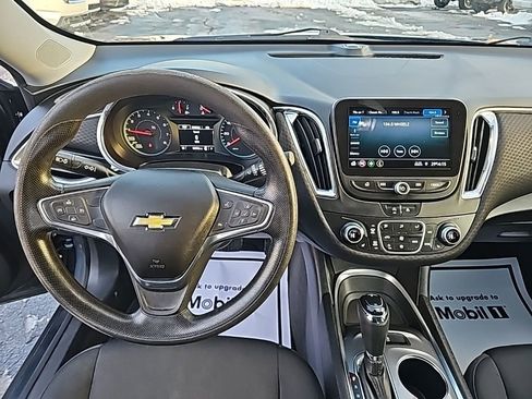 Used 2020 Chevrolet Malibu LT image 10