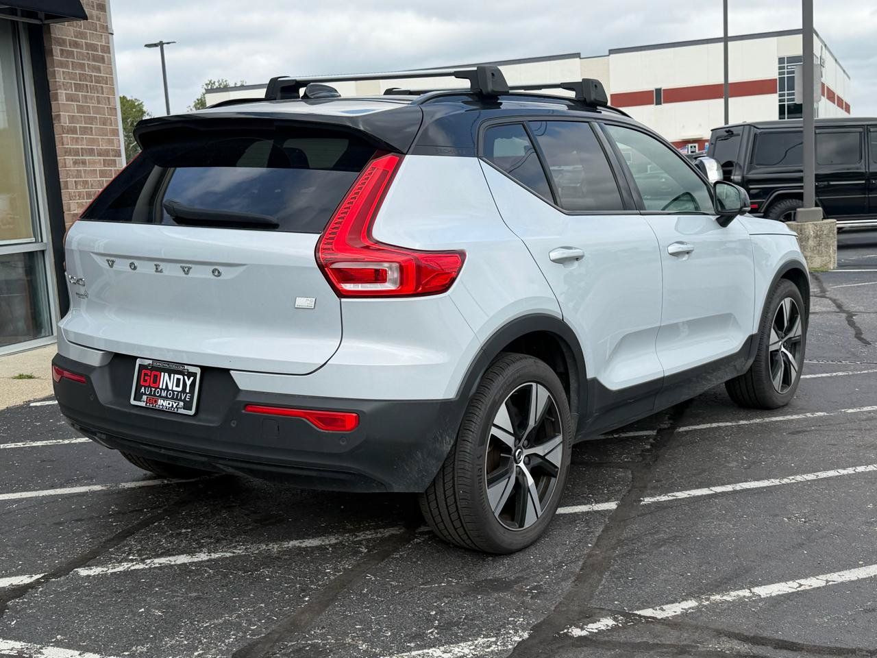Used 2021 Volvo XC40 P8 Recharge AWD/4WD image 5