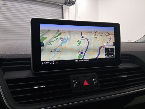 Used 2018 Audi Q5 2.0T Premium Plus w/ Premium Plus Package image 25