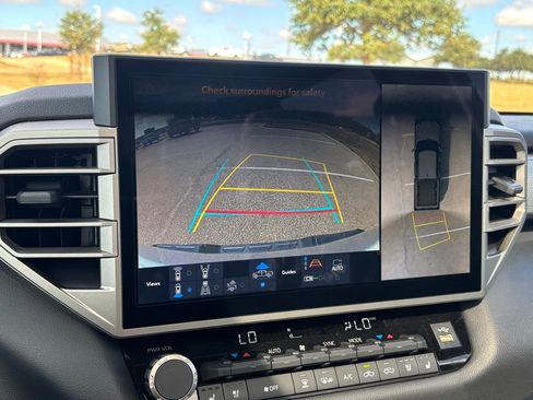 Used 2025 Toyota Tundra Limited image 20