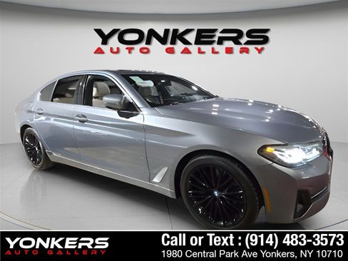 Used 2023 BMW 540i xDrive w/ Convenience Package AWD/4WD image 11