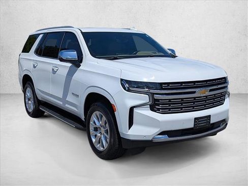 Used 2021 Chevrolet Tahoe Premier w/ Premium Package RWD image 3