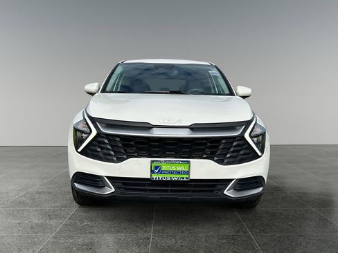 Used 2023 Kia Sportage LX image 3