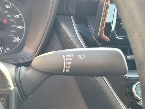 Used 2025 Toyota Corolla LE image 17