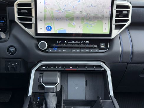 Used 2025 Toyota Sequoia Platinum image 24