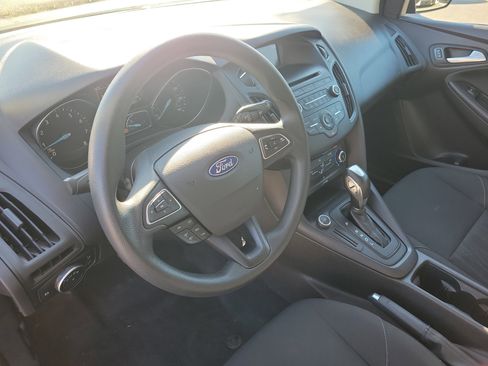 Used 2016 Ford Focus SE image 22