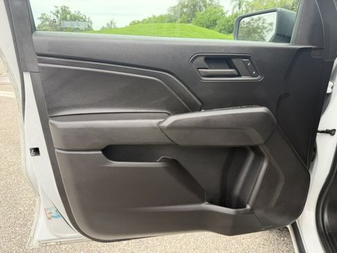 Used 2023 Chevrolet Colorado W/T RWD image 9