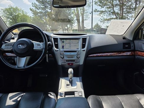 Used 2011 Subaru Outback 3.6R Limited AWD/4WD image 30