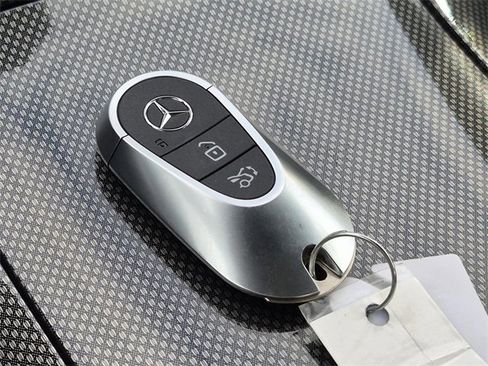 Certified 2023 Mercedes-Benz C 300 4MATIC Sedan image 31