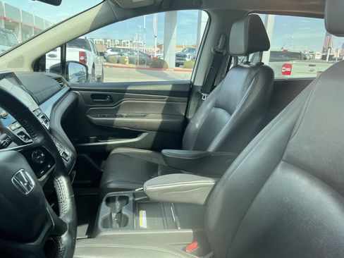 Used 2019 Honda Odyssey EX-L image 11