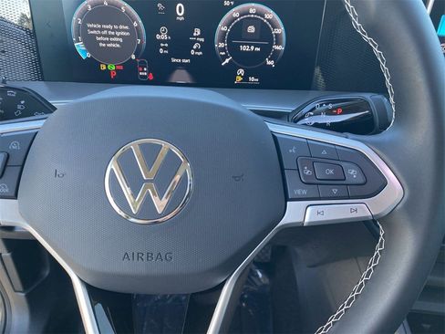 New 2026 Volkswagen Tiguan SE image 21