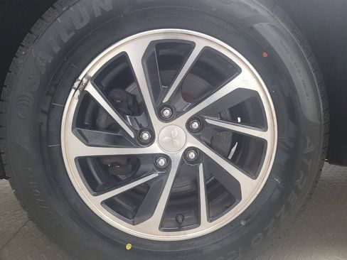 Used 2020 Mitsubishi Eclipse Cross ES FWD image 31
