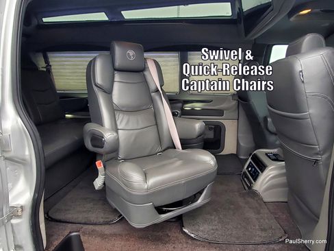 Used 2023 Chevrolet Express 2500 image 26