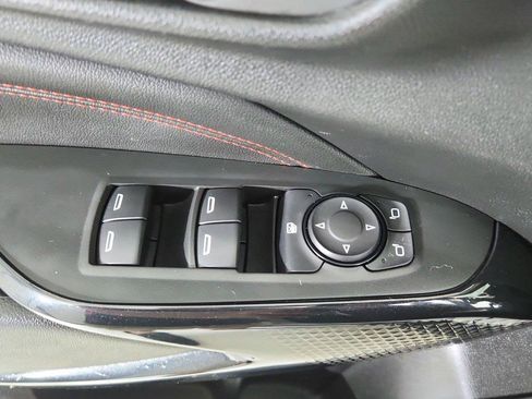 Used 2024 Chevrolet Trax RS w/ Driver Confidence Package FWD image 17