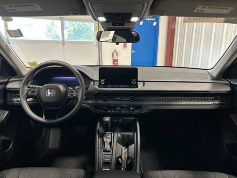 Certified 2024 Honda Accord LX image 17