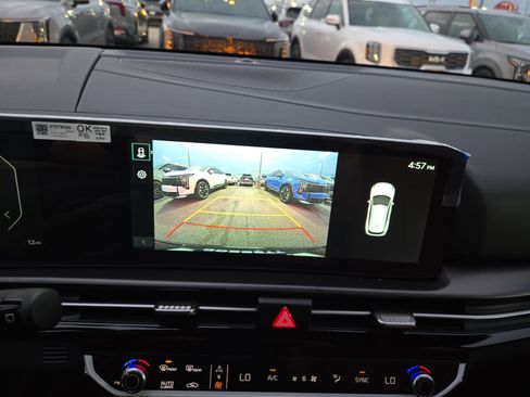 New 2026 Kia Sportage SX image 10