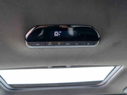 Certified 2024 Kia EV9 GT-Line AWD/4WD image 16