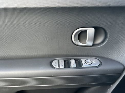 Certified 2024 Hyundai Ioniq 5 SEL RWD image 11
