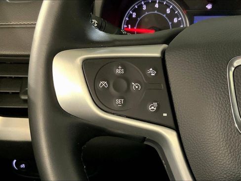Used 2023 GMC Terrain SLT AWD/4WD image 19