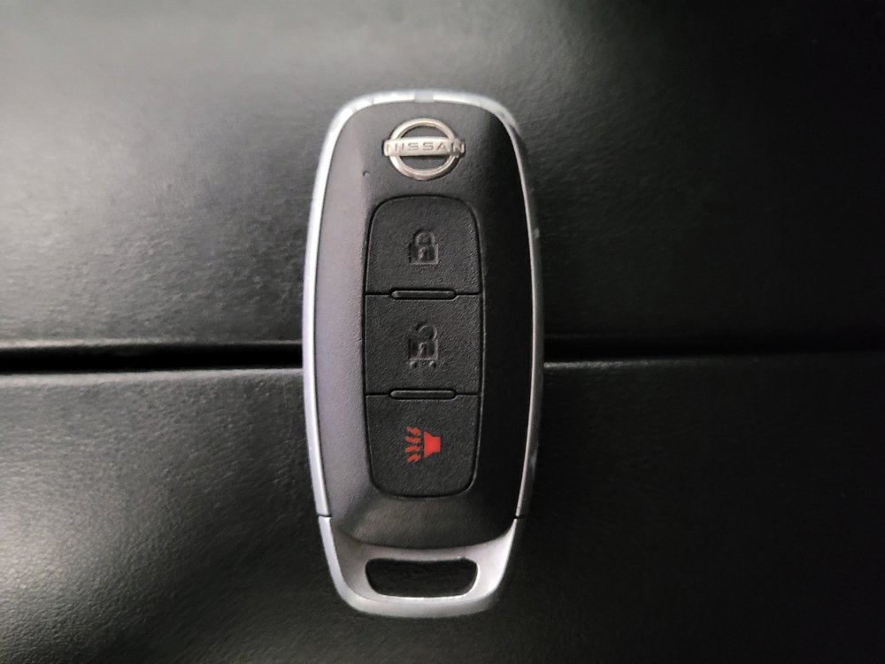 Used 2023 Nissan Rogue S FWD image 32