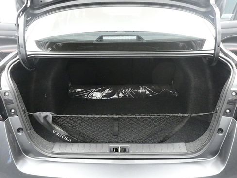 New 2025 Nissan Versa SR w/ Trunk Package image 20