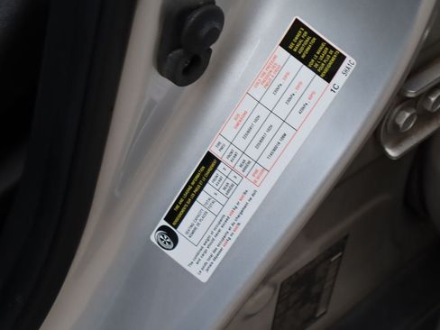 Used 2018 Nissan Rogue S FWD image 28