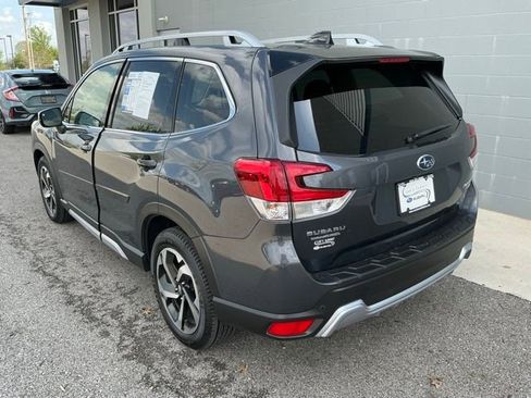 Used 2024 Subaru Forester Touring w/ Convenience Package AWD/4WD image 2