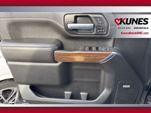 Used 2021 Chevrolet Silverado 2500 High Country image 32