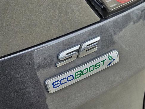 Used 2018 Ford Escape SE w/ SE Sync 3 Package image 8