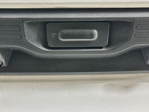 Used 2024 Chevrolet Silverado 1500 LT AWD/4WD image 29