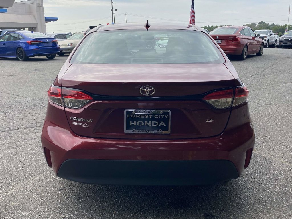 Used 2024 Toyota Corolla LE FWD image 4