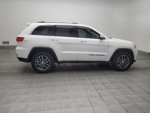Used 2018 Jeep Grand Cherokee Laredo RWD image 10
