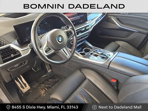 Used 2023 BMW X7 M60i w/ Executive Package image 26