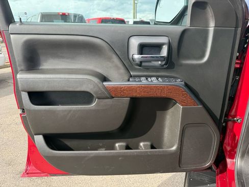 Used 2018 GMC Sierra 1500 SLE image 11