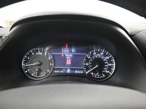 Used 2021 Nissan Armada SL w/ Captain's Chairs Package AWD/4WD image 14