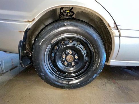 Used 2001 Toyota Camry CE image 16